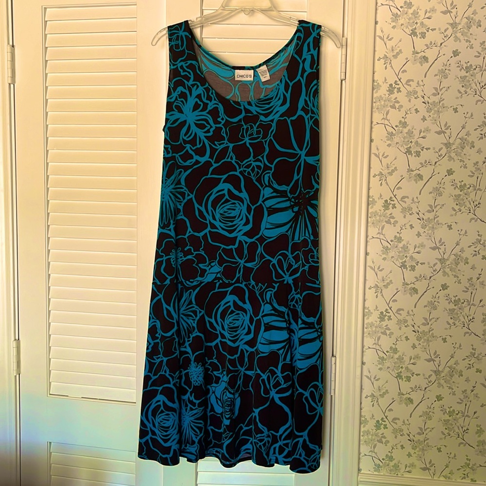Adorable sleeveless dress, soft and flowy, brown and turquoise